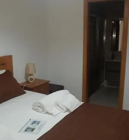 Проживание в семье Casa Do Meio Alcofra