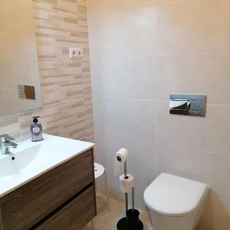 Homestay Casa Do Meio Alcofra
