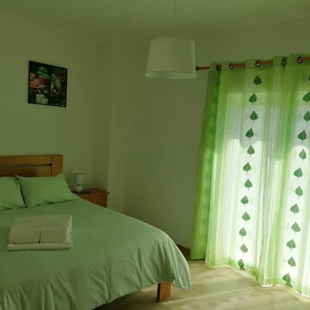 Casa Do Meio Проживание в семье Alcofra