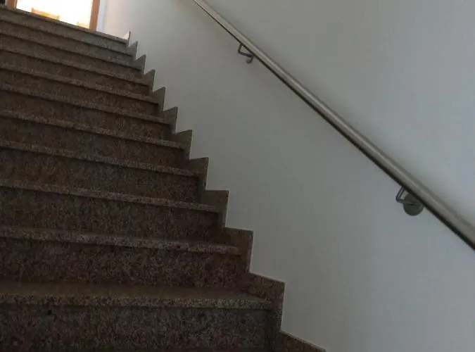 Casa Do Meio * Alcofra